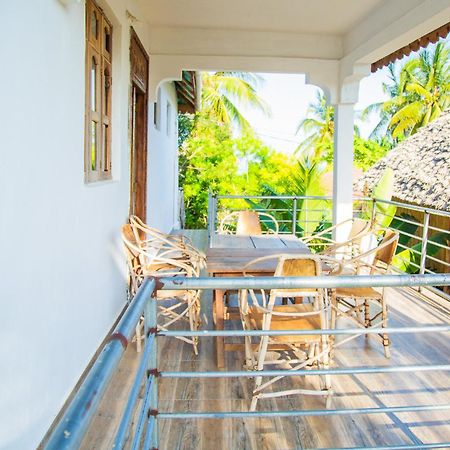 Pamoja Beach Stays Hotel In Jambiani 江比阿 外观 照片