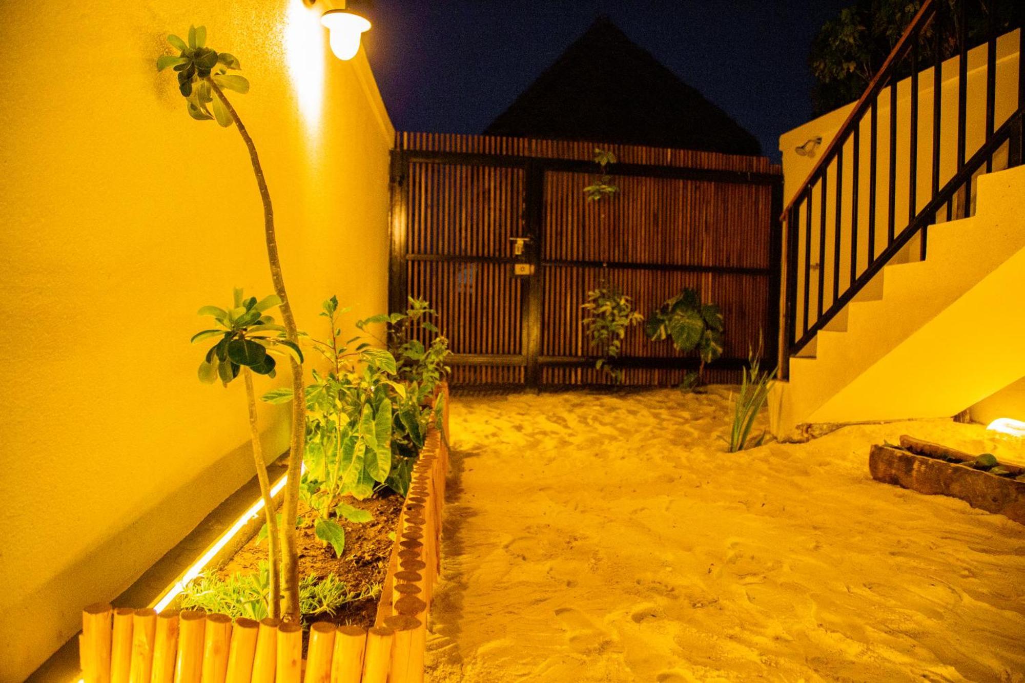 Pamoja Beach Stays Hotel In Jambiani 江比阿 外观 照片